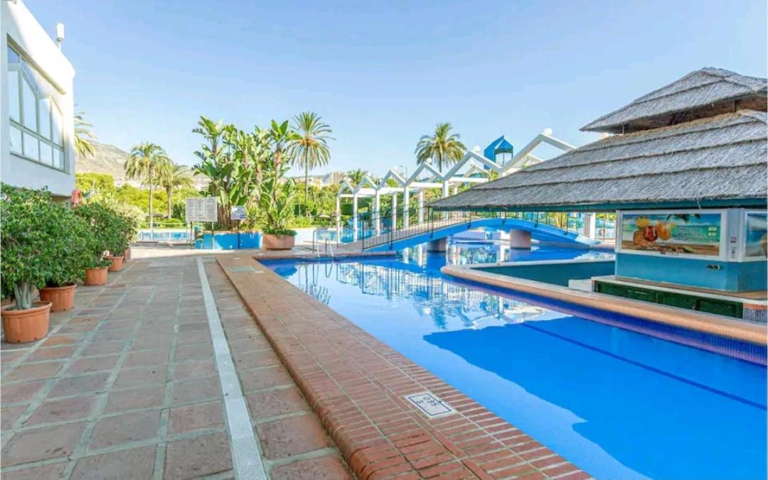 El Estudio De La Playa Benalbeach Holidays Paradise 贝纳尔马德纳 外观 照片