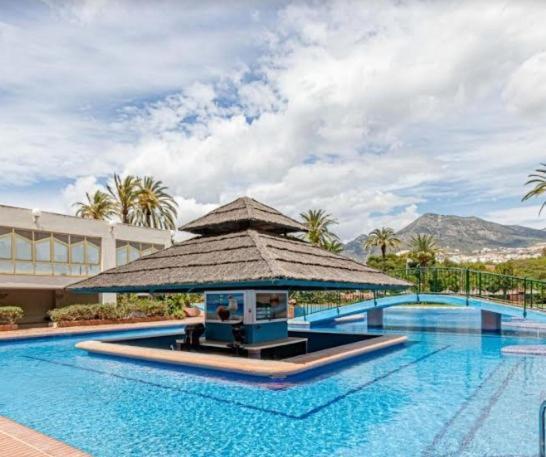 El Estudio De La Playa Benalbeach Holidays Paradise 贝纳尔马德纳 外观 照片