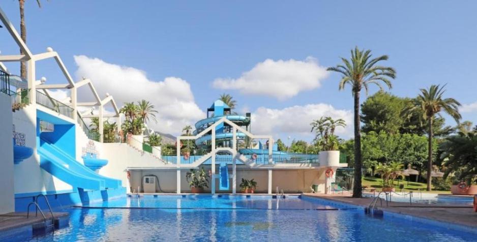 El Estudio De La Playa Benalbeach Holidays Paradise 贝纳尔马德纳 外观 照片