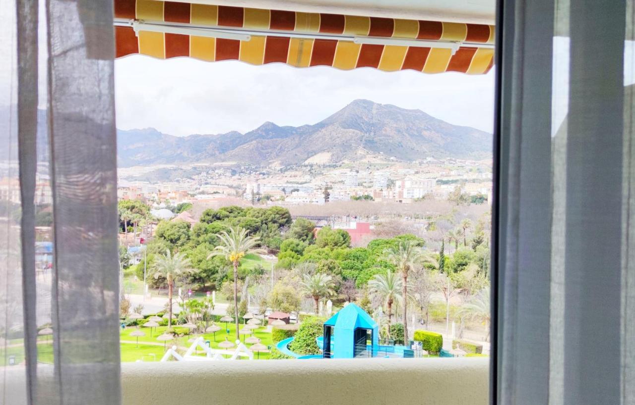 El Estudio De La Playa Benalbeach Holidays Paradise 贝纳尔马德纳 外观 照片
