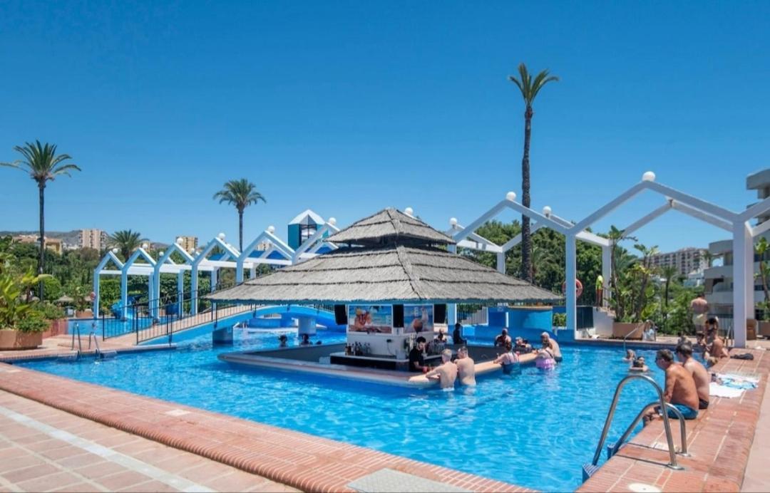 El Estudio De La Playa Benalbeach Holidays Paradise 贝纳尔马德纳 外观 照片