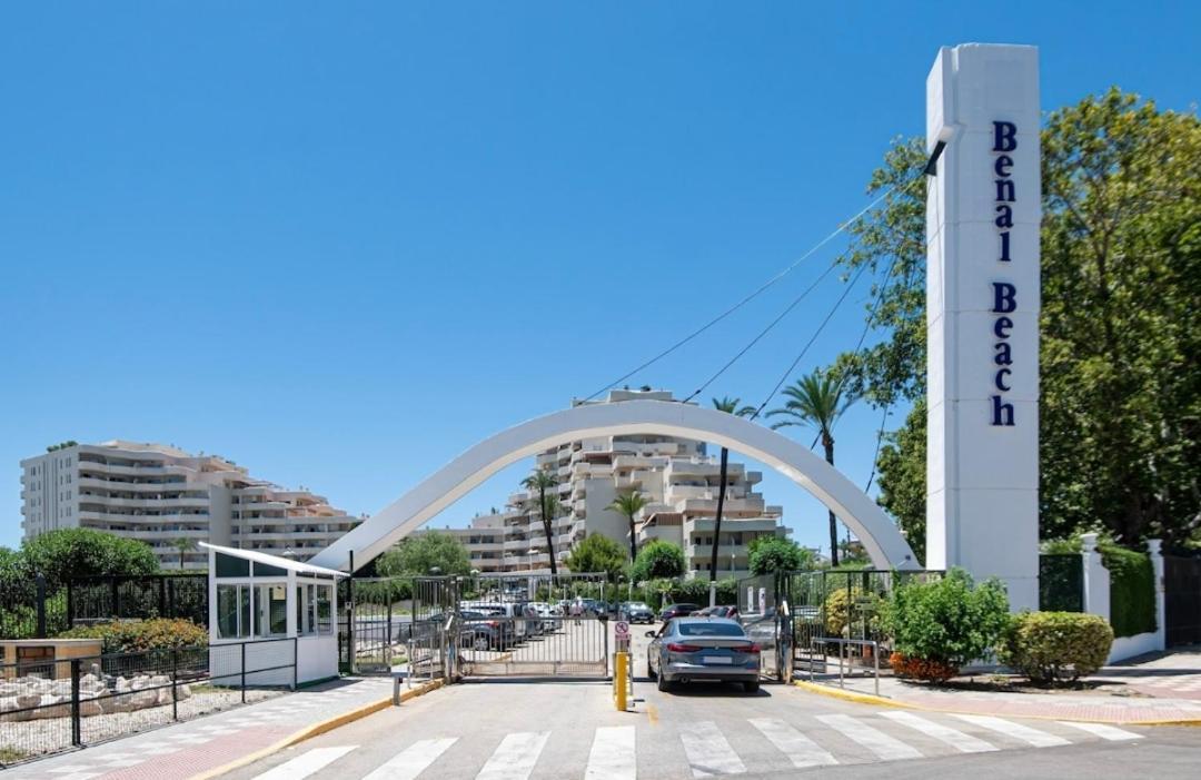 El Estudio De La Playa Benalbeach Holidays Paradise 贝纳尔马德纳 外观 照片